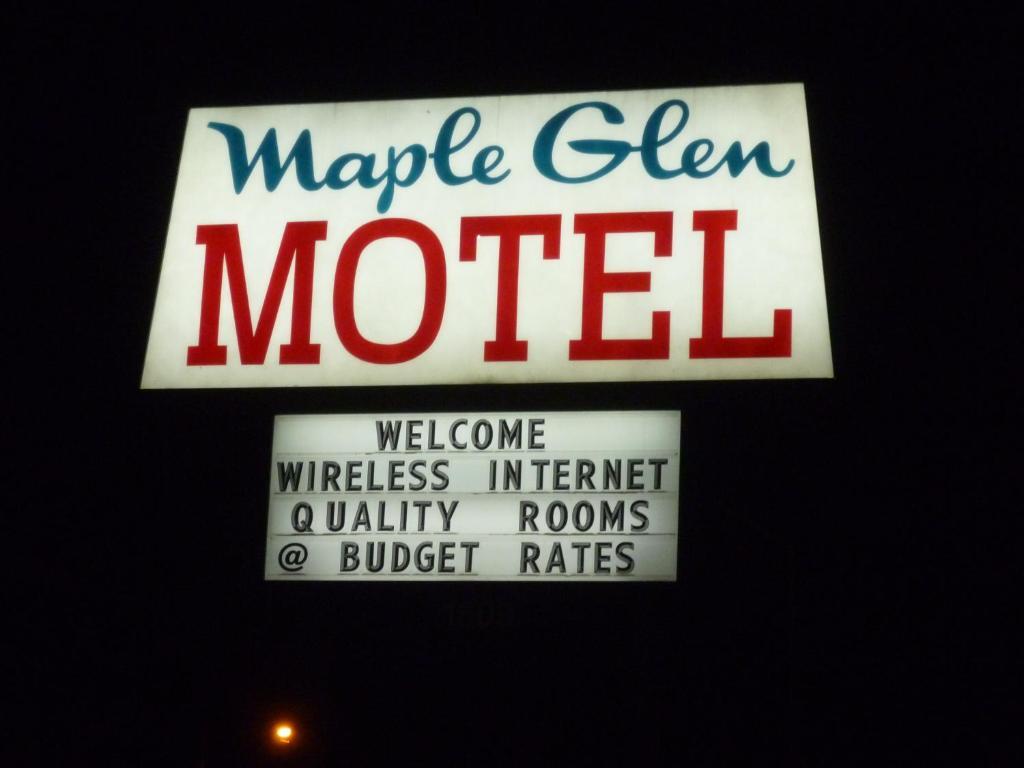 Maple Glen Motel Londen Buitenkant foto